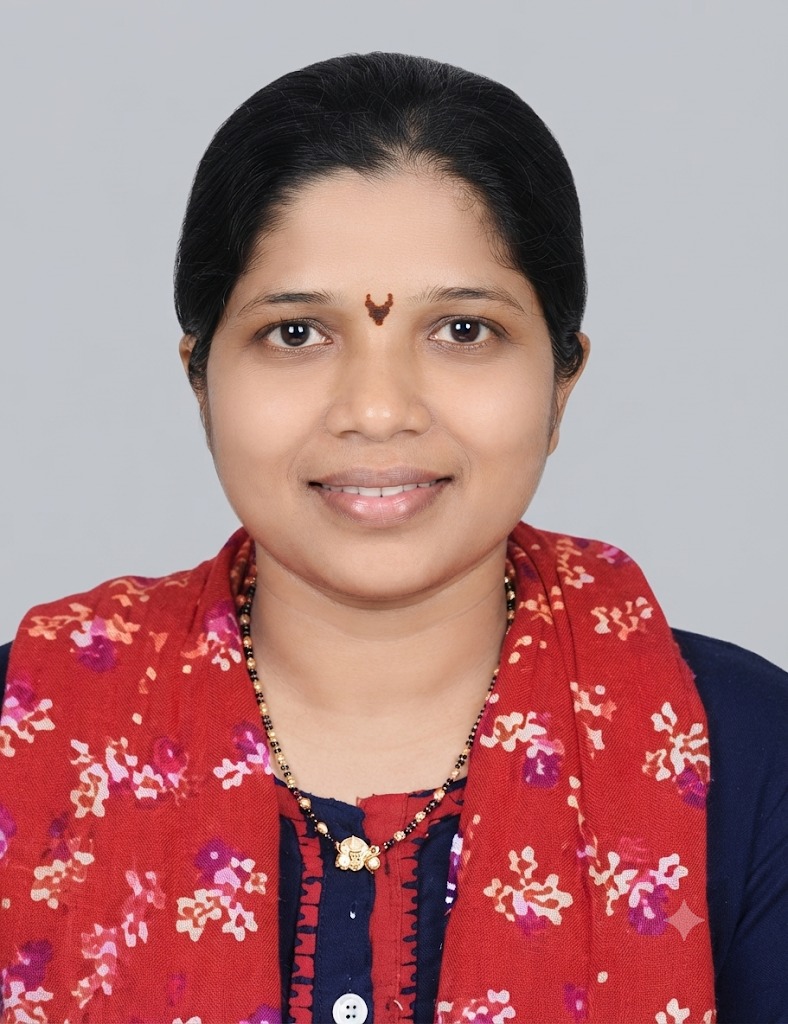 Shashikala Harikesh Thakur - Part time Cleaner and Cook in Guruwar Peth in Mumbai